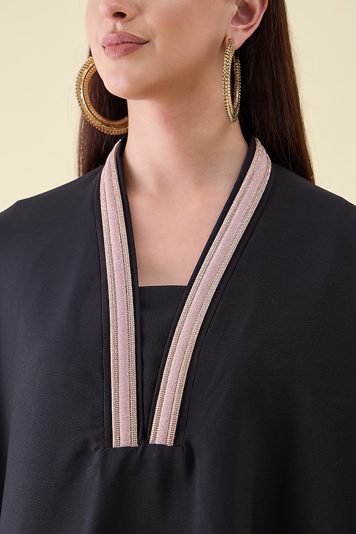 Black Moss Crepe Embellished Kaftan Set by Aakaar at Pernia's Pop Up Shop