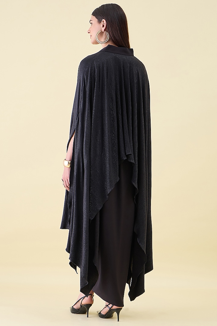 Black Moss Crepe Kaftan Set by Aakaar at Pernia's Pop Up Shop