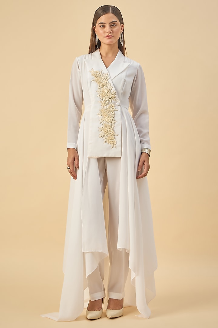 White Moss Crepe Floral Embroidered Handkerchief Blazer Set by Aakaar at Pernia's Pop Up Shop
