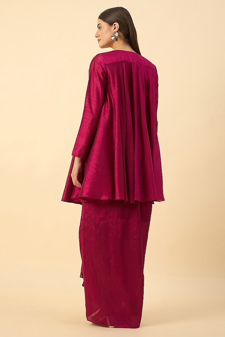 Pink Matka Silk Floral Embroidered Tunic Set by Aakaar at Pernia's Pop Up Shop