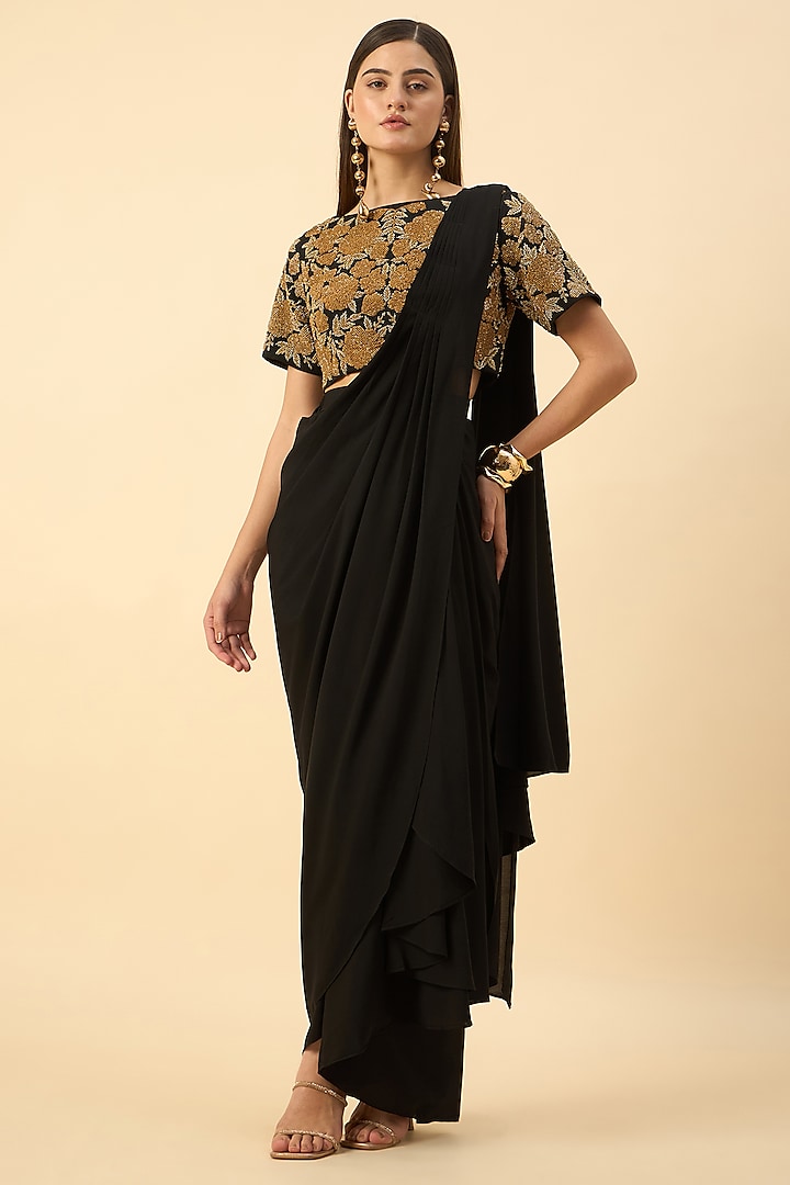 Black Pure Silk Crepe Pre-Draped Skirt Party Wear Saree Set by Aakaar at Pernia's Pop Up Shop