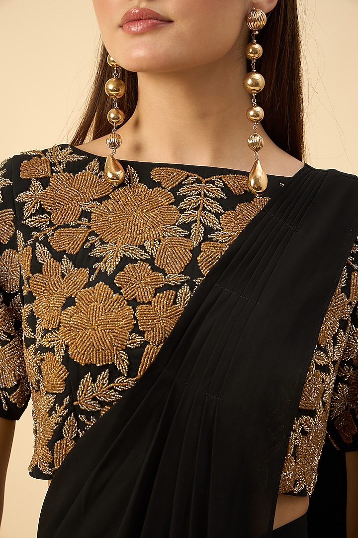 Black Pure Silk Crepe Pre-Draped Skirt Party Wear Saree Set by Aakaar at Pernia's Pop Up Shop