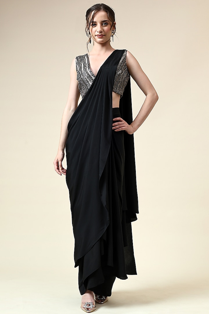 Black Moss Crepe Pre-Draped Saree Set by Aakaar at Pernia's Pop Up Shop