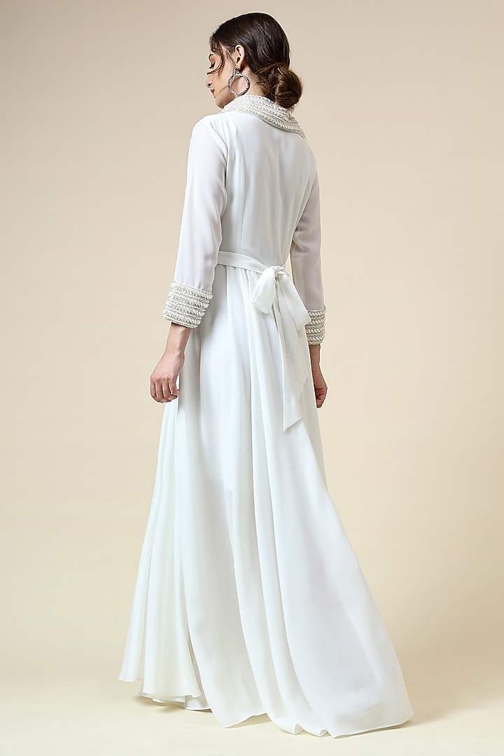 Pearl White Moss Crepe Gown by Aakaar at Pernia's Pop Up Shop