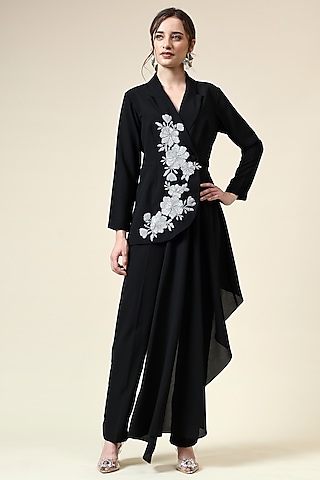 Black Moss Crepe Floral Blazer Set by Aakaar