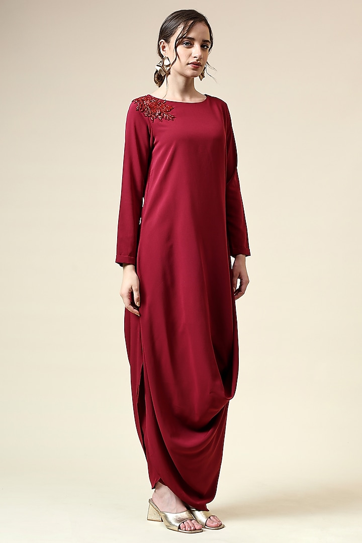 Red Moss Crepe Draped Tunic Set by Aakaar at Pernia's Pop Up Shop