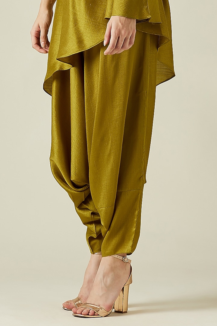 Olive Embellished Tunic Set by Aakar at Pernia's Pop Up Shop