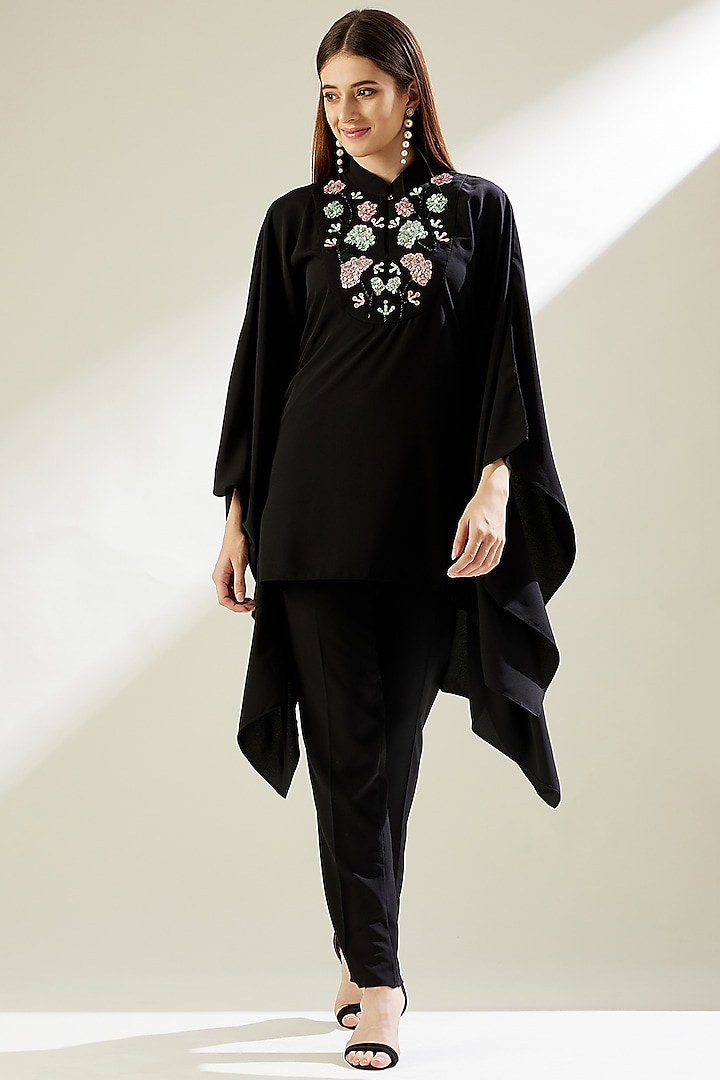 Black Sequins Embellished Kaftan Set by Aakaar