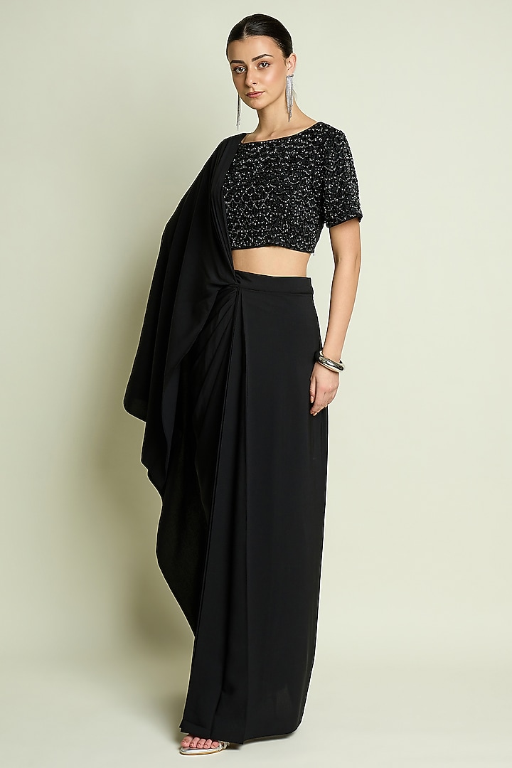 Black Moss Crepe Pre-Draped Skirt Party Wear Saree Set by Aakaar at Pernia's Pop Up Shop