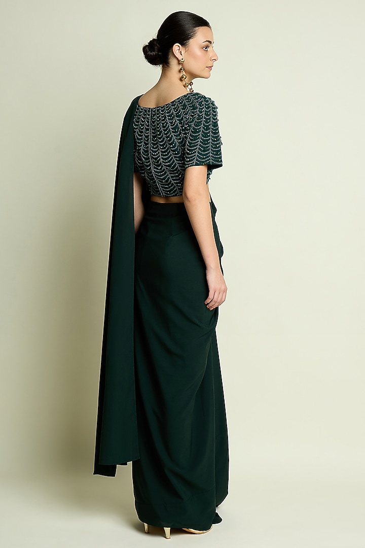 Emerald Green Moss Crepe Pre-Draped Skirt Party Wear Saree Set by Aakaar at Pernia's Pop Up Shop