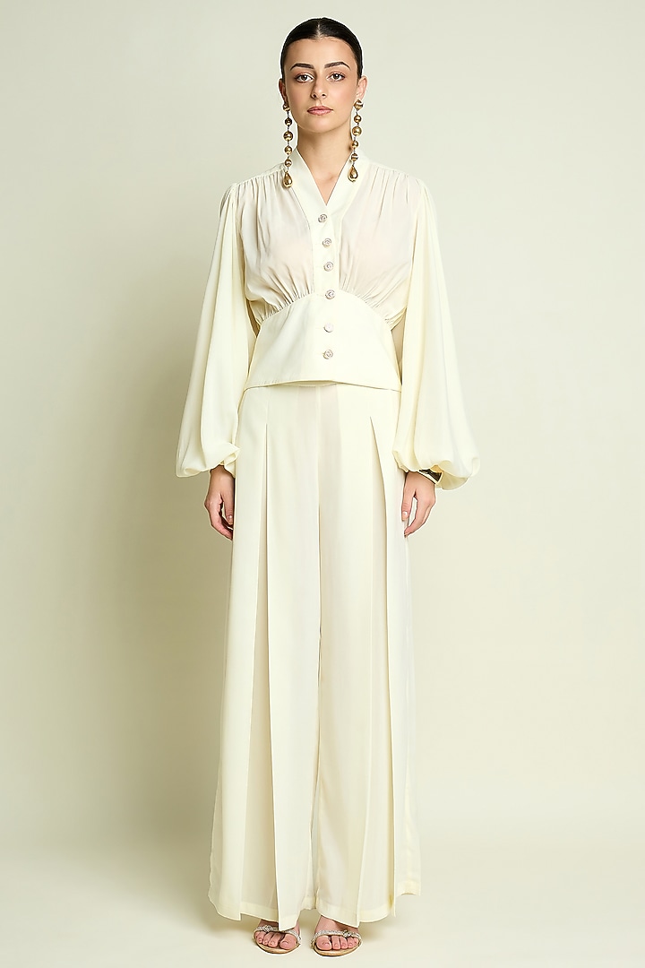 White Moss Crepe Co-Ord Set by Aakaar at Pernia's Pop Up Shop