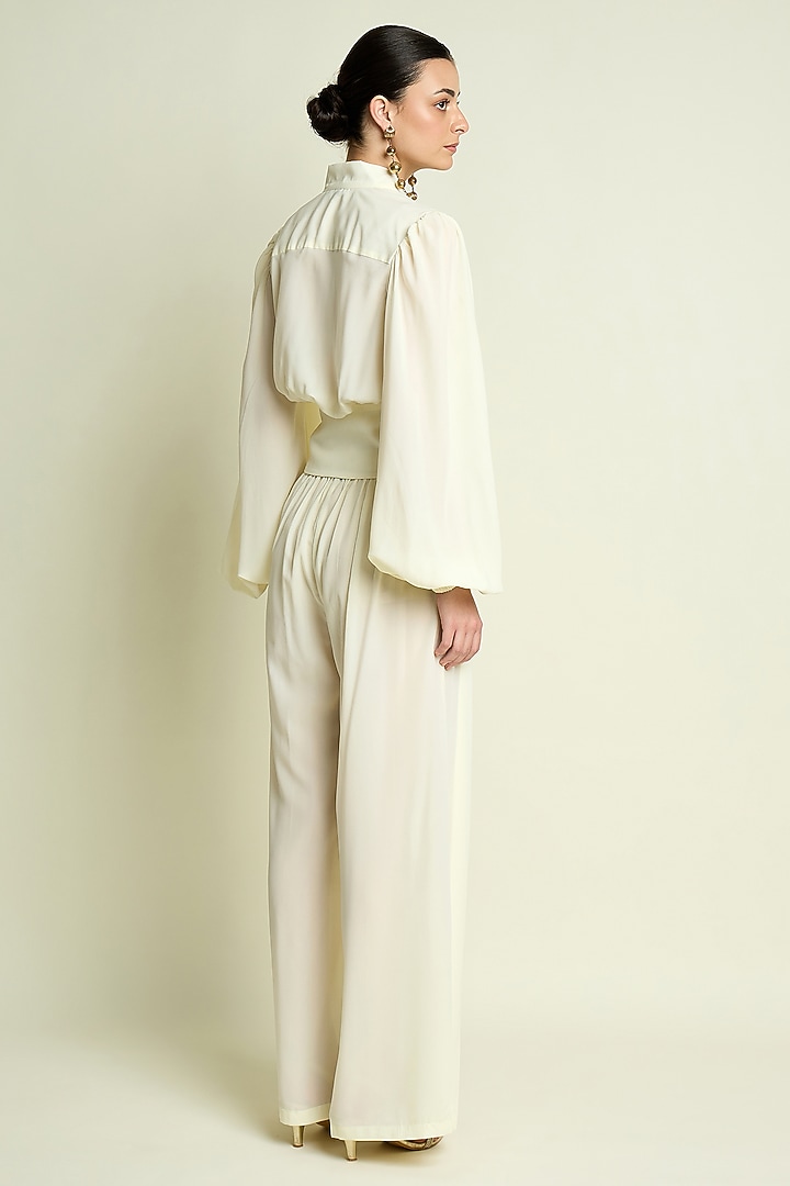 White Moss Crepe Co-Ord Set by Aakaar at Pernia's Pop Up Shop