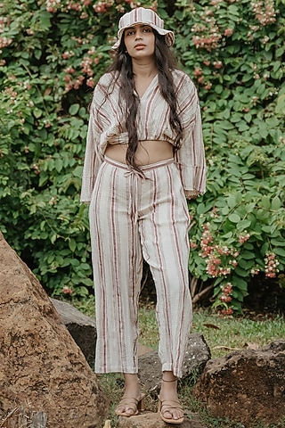 Cream & Red Cotton Handloom Co-Ord Set by Akashi