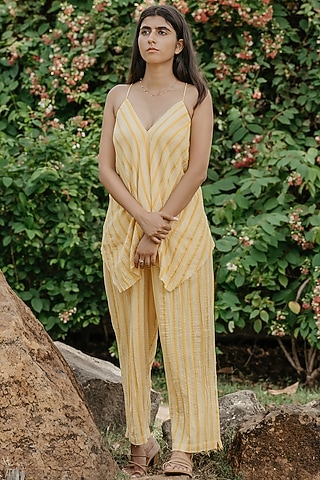 Cream & Yellow Cotton Handloom Co-Ord Set by Akashi