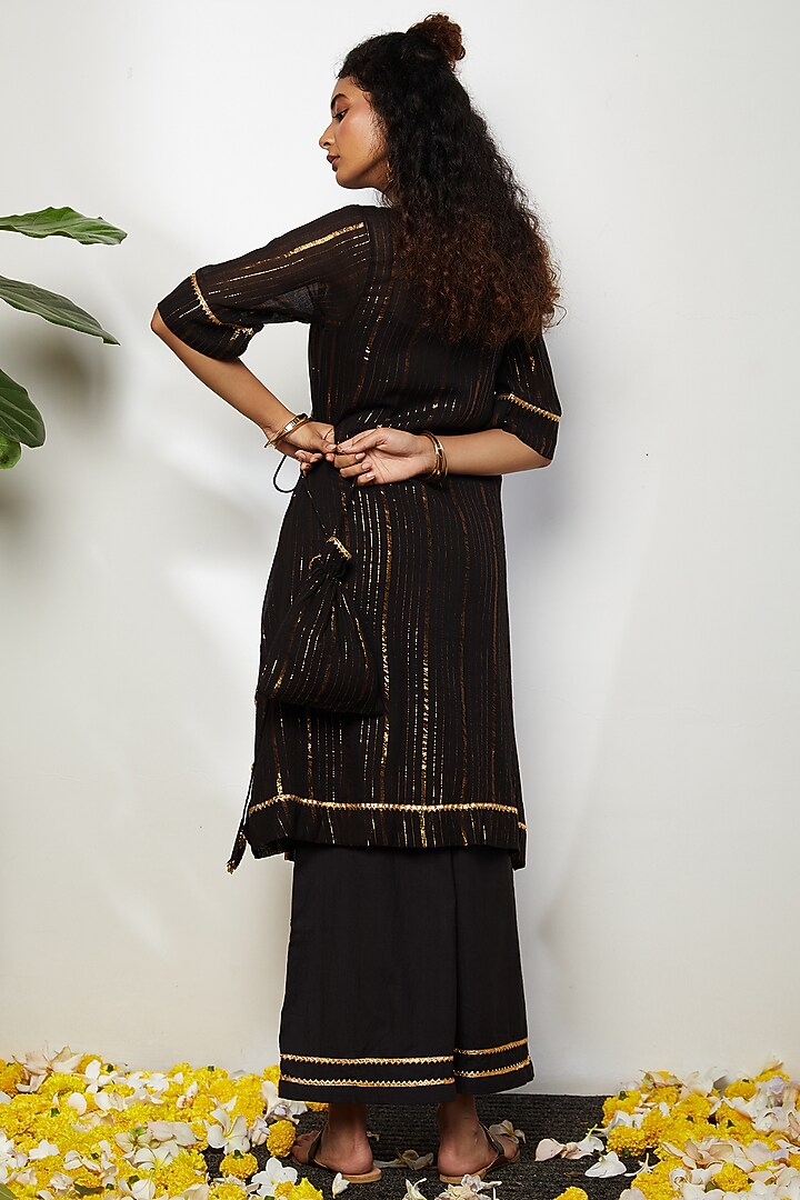 Black Cotton Overlapped Tie-Up Kurta Set For Girls by Akashi- Kids at Pernia's Pop Up Shop
