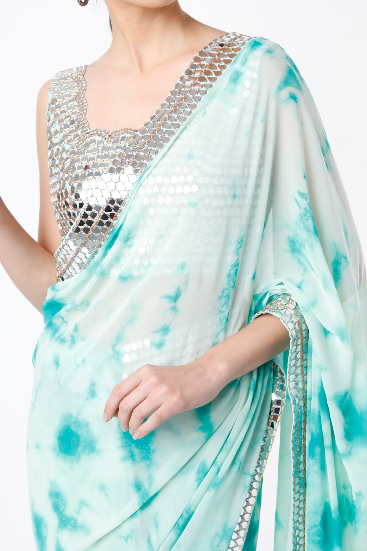 Multicoloured Sequence Saree | Leemboodi