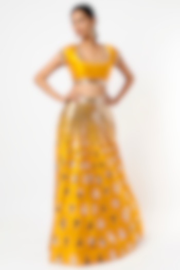 Citrus Yellow Embellished Bridal Lehenga Set by Akanksha Gajria at Pernia's Pop Up Shop