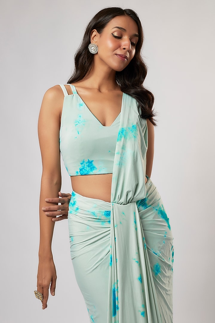 Blue Lycra Pre-Stitched Tie-Dyed Wedding Saree Set by Akanksha Gajria at Pernia's Pop Up Shop