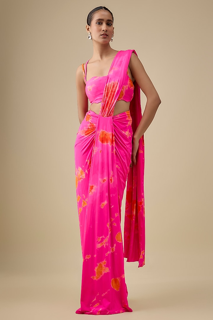 Pink & Orange Lycra Stretch Tie-Dye Pre-Stitched Wedding Saree Set by Akanksha Gajria at Pernia's Pop Up Shop