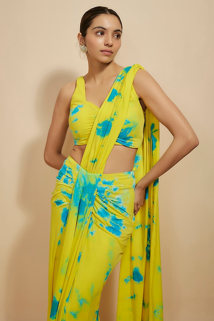 Yellow-Blue Pure Satin Silk & Lycra Tie-Dye Stitched Wedding Saree Set by Akanksha Gajria at Pernia's Pop Up Shop