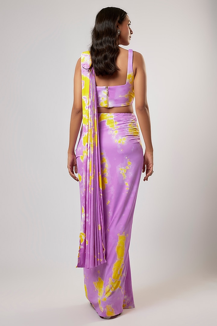 Lilac Lycra Pre-Stitched Tie-Dyed Wedding Saree Set by Akanksha Gajria at Pernia's Pop Up Shop
