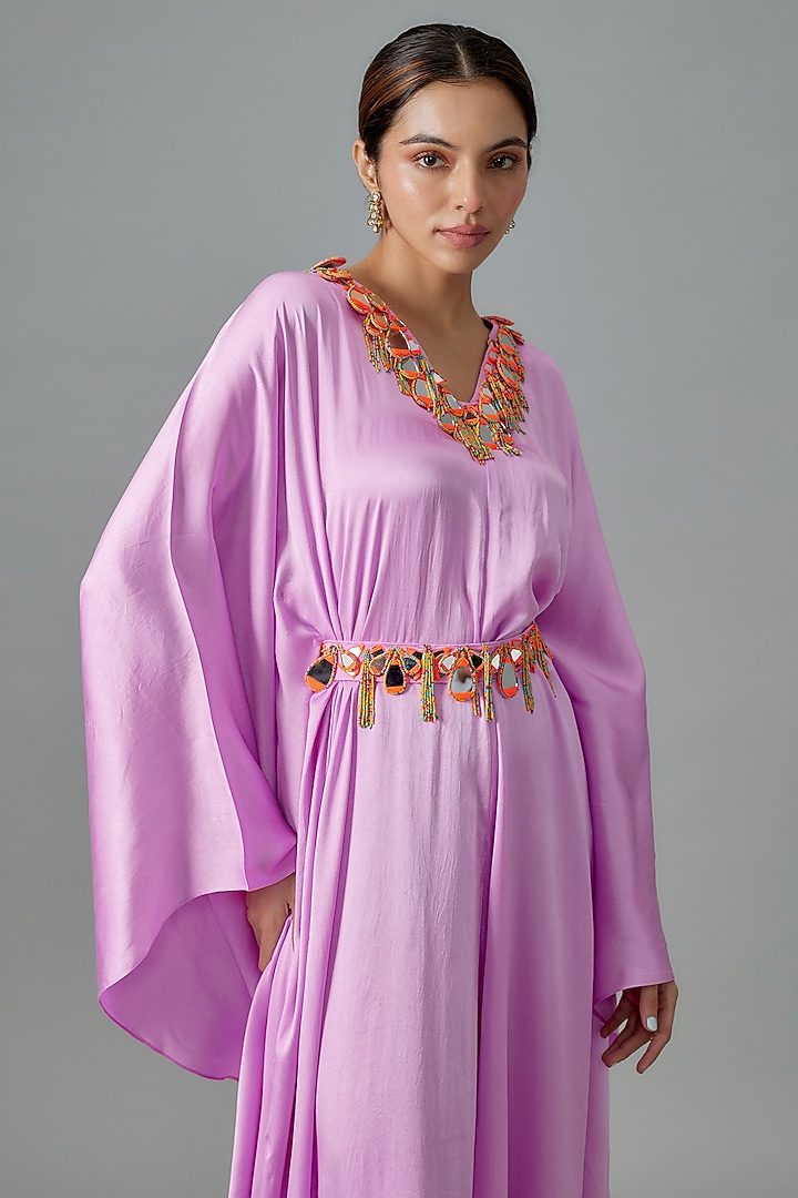 Lilac Pure Satin Silk Mirror Embroidered Kurta With Belt by Akanksha Gajria at Pernia's Pop Up Shop