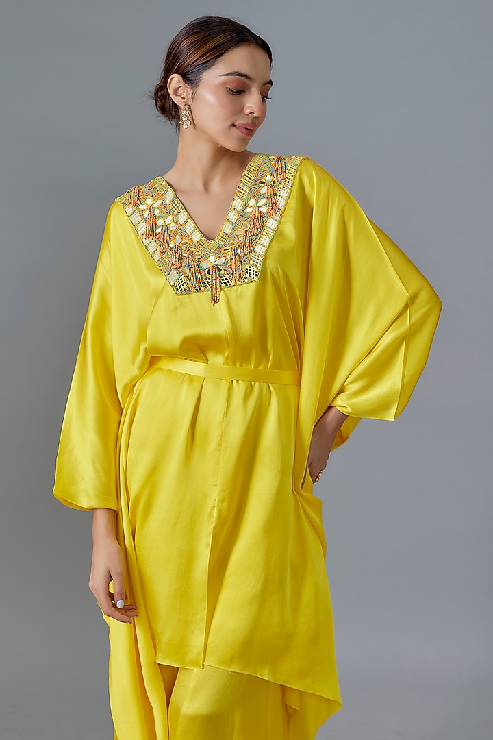 Yellow Pure Satin Silk Mirror Embroidered Kurta Set by Akanksha Gajria at Pernia's Pop Up Shop