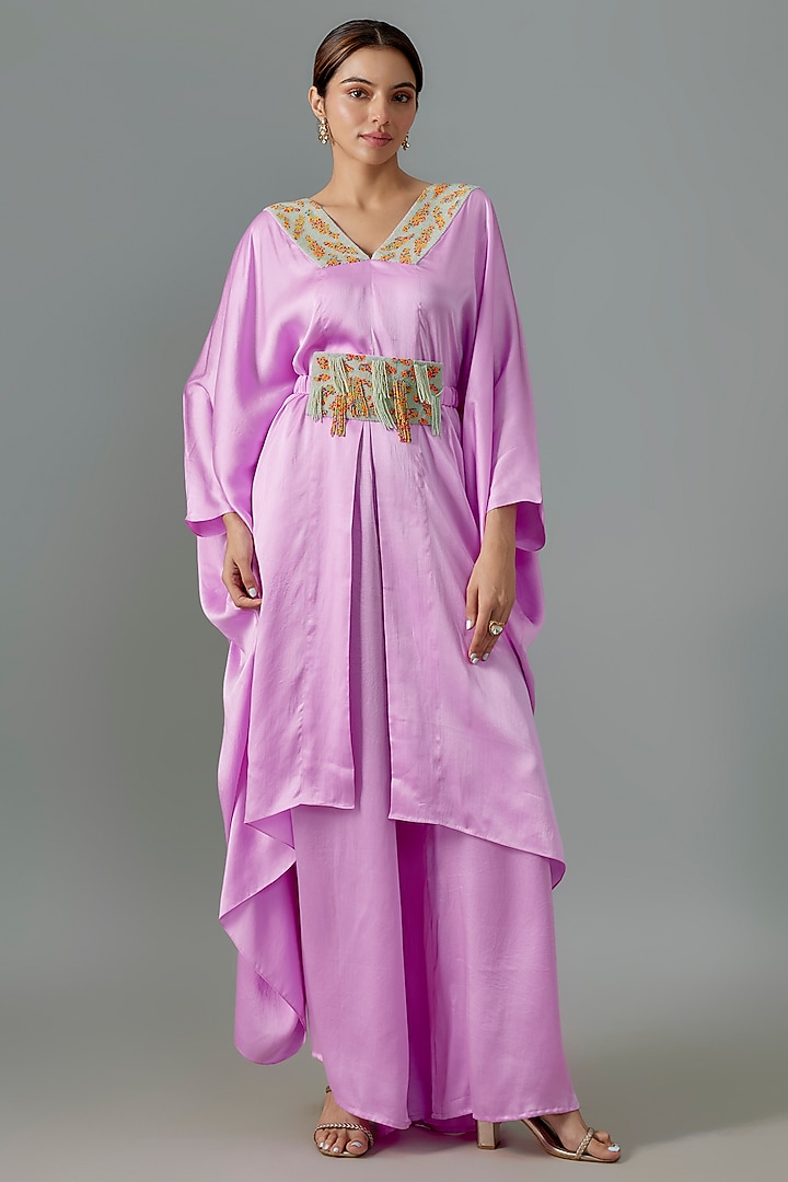 Lilac Pure Satin Silk Bead Embroidered Kurta Set by Akanksha Gajria at Pernia's Pop Up Shop