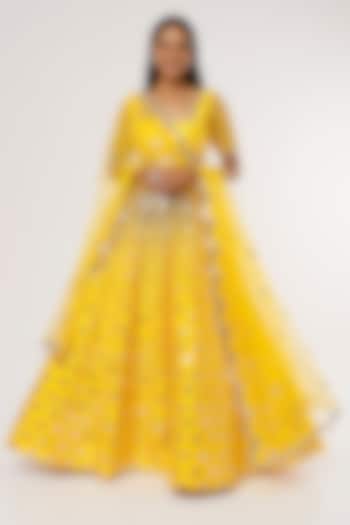Citrus Yellow Embellished Bridal Lehenga Set by Akanksha Gajria at Pernia's Pop Up Shop