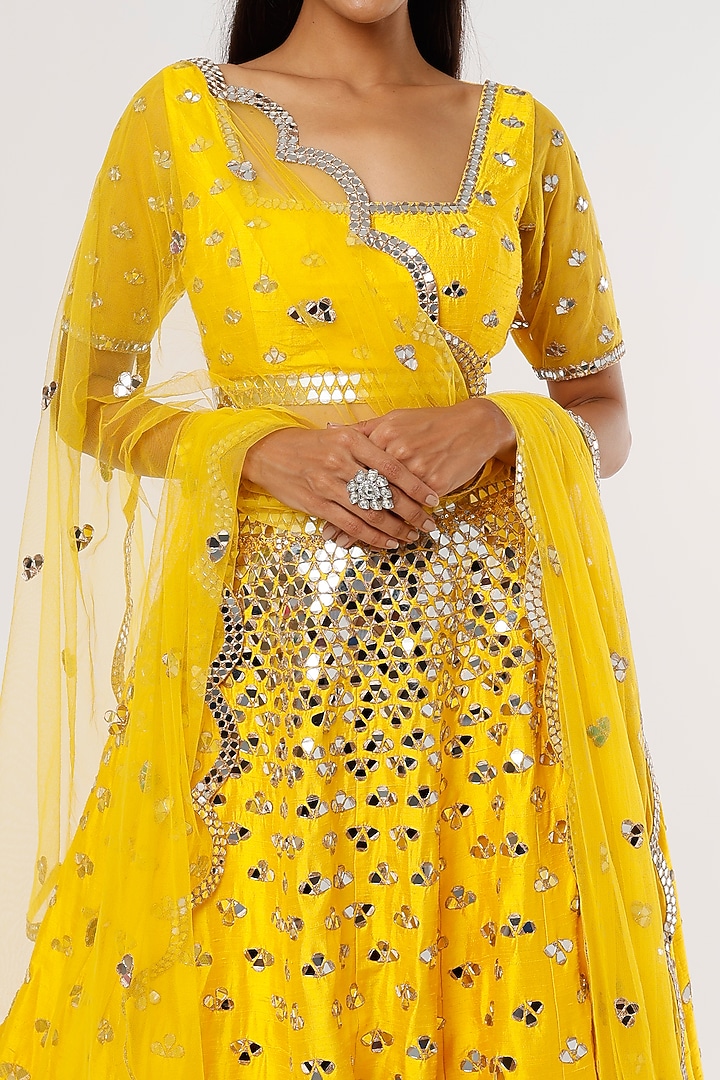 Citrus Yellow Embellished Bridal Lehenga Set by Akanksha Gajria at Pernia's Pop Up Shop