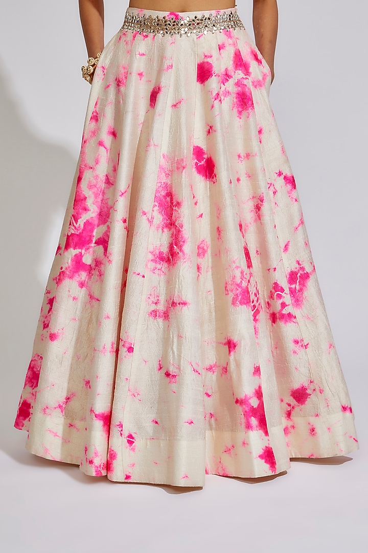 White & Pink Raw Silk Tie-Dye Wedding Lehenga Set by Akanksha Gajria at Pernia's Pop Up Shop