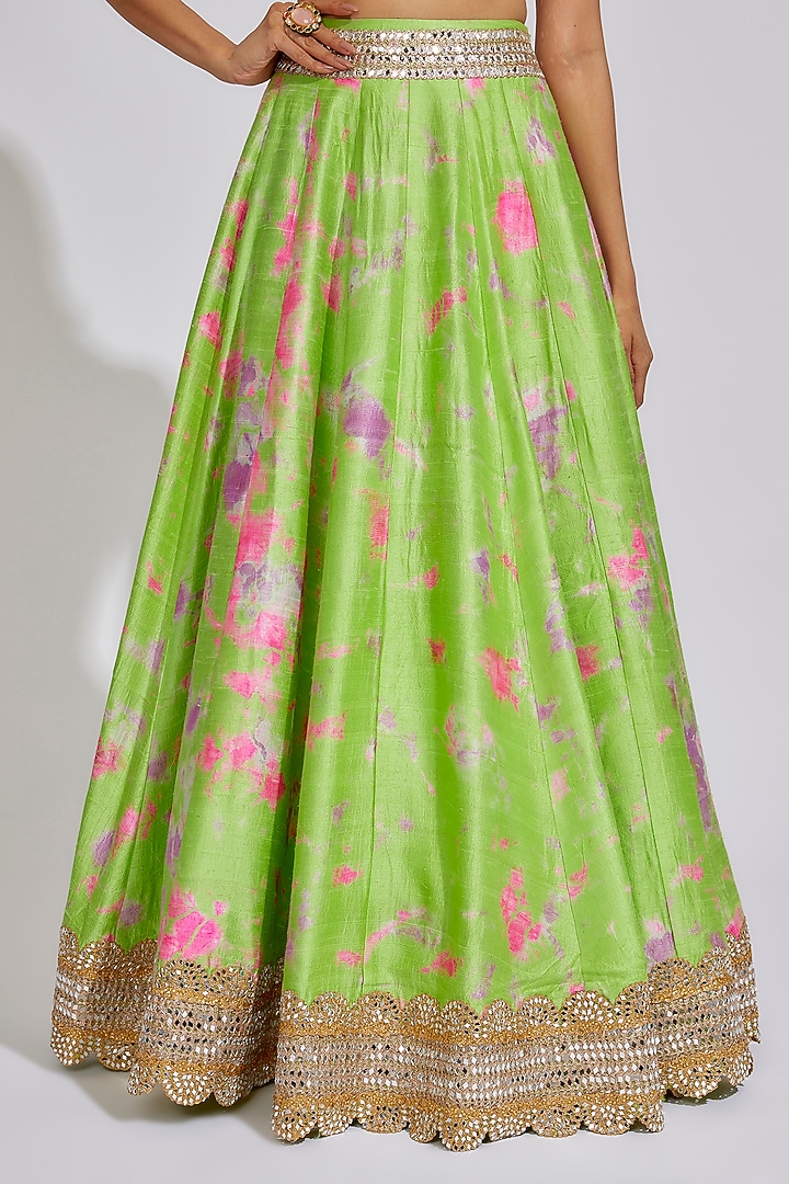 Green Raw Silk Tie-Dye Bridal Lehenga Set by Akanksha Gajria at Pernia's Pop Up Shop