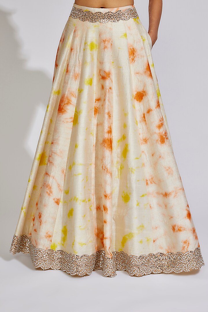 Ivory Raw Silk Tie-Dye Bridal Lehenga Set by Akanksha Gajria at Pernia's Pop Up Shop