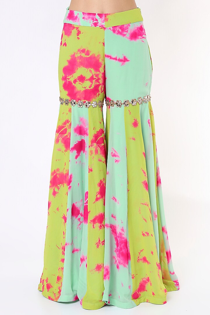 Multi-Colored Printed Gharara Set by Akanksha Gajria at Pernia's Pop Up Shop