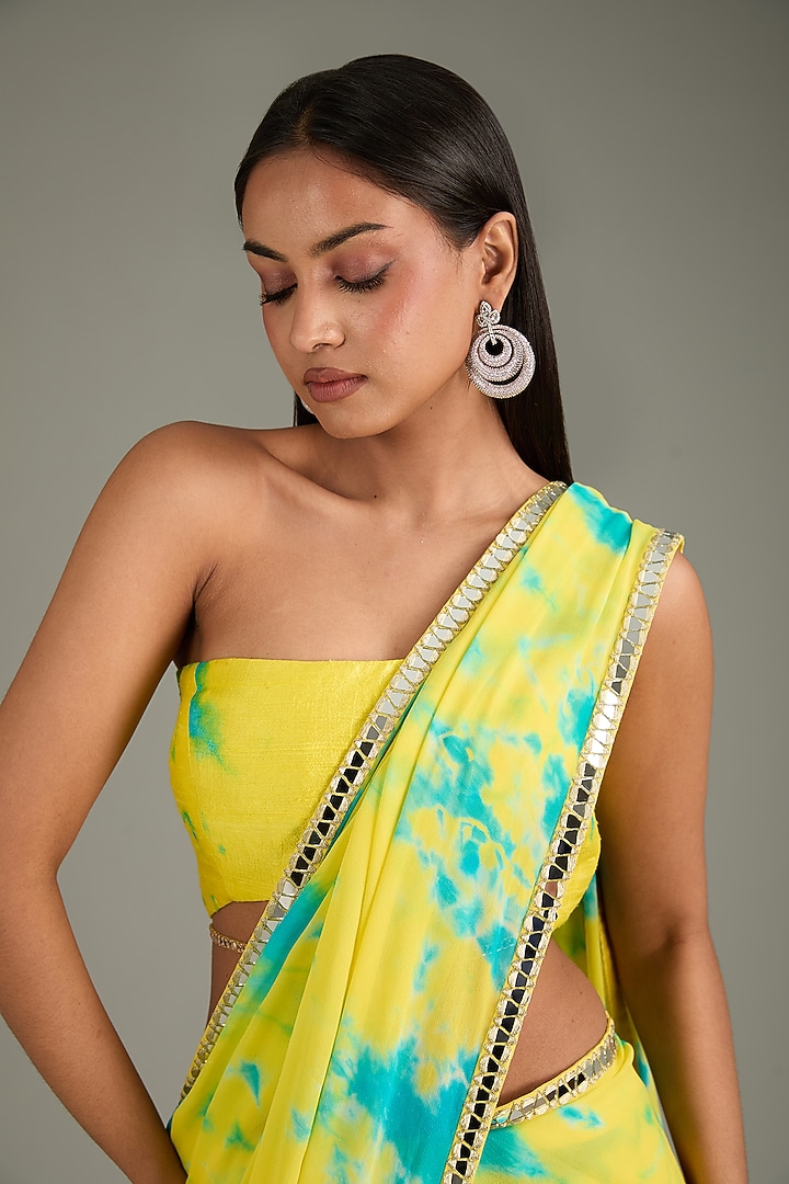 Yellow & Aqua Georgette Tie-Dye Wedding Saree Set by Akanksha Gajria at Pernia's Pop Up Shop