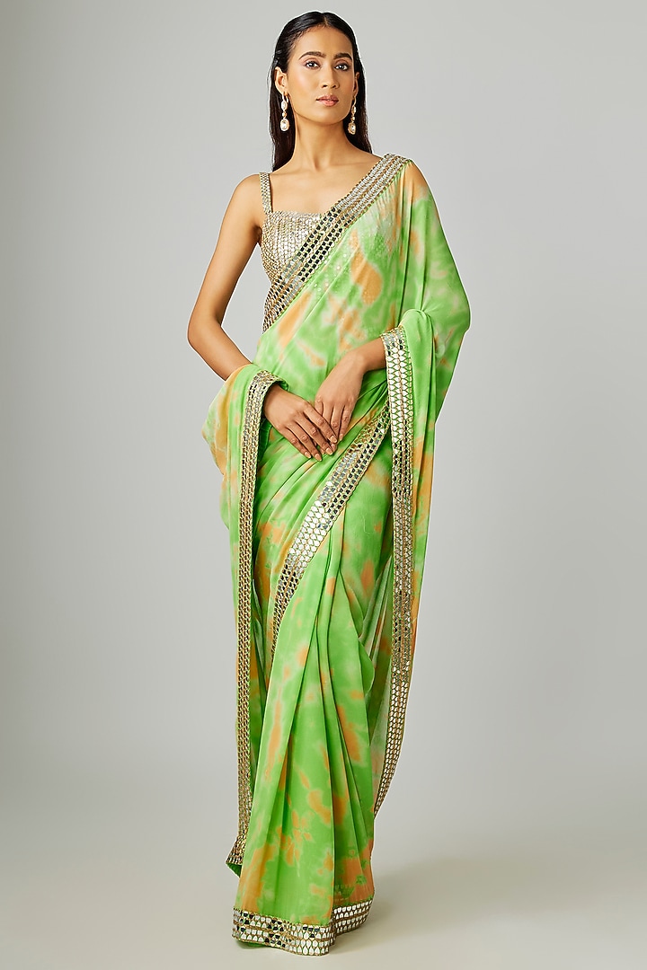 Green & Orange Georgette Embroidered Tie-Dye Reception Saree Set by Akanksha Gajria at Pernia's Pop Up Shop