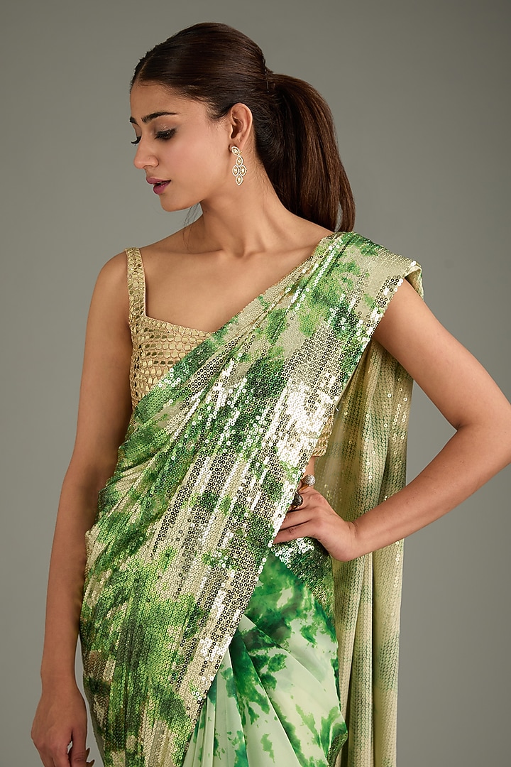 Silver & Green Georgette Sequins Sheeted Tie-Dye Reception Saree Set by Akanksha Gajria at Pernia's Pop Up Shop