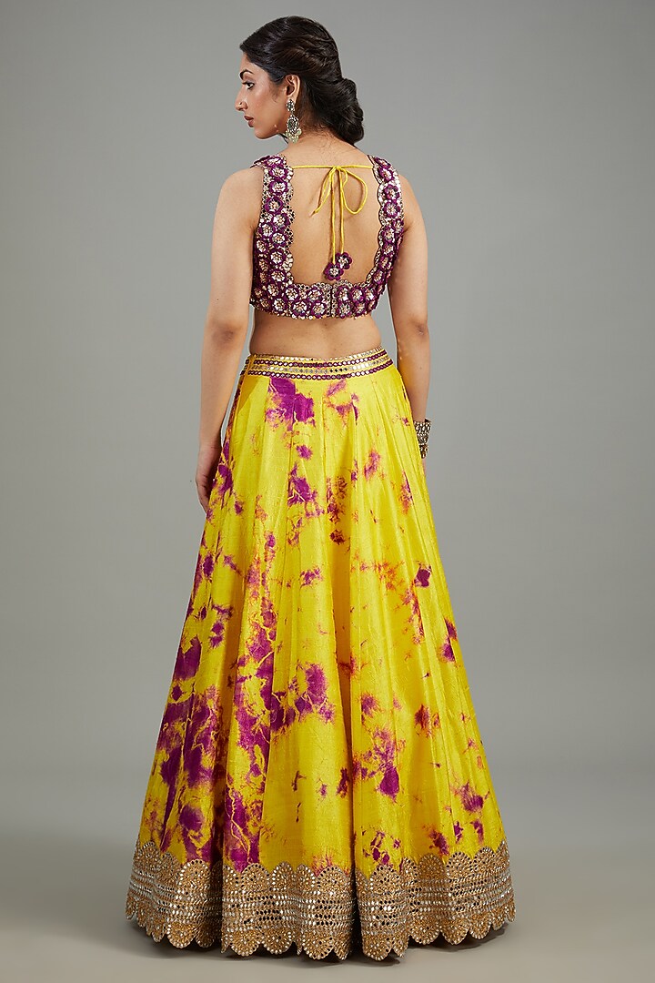 Yellow Raw Silk Tie-Dyed & Mirror Work Bridal Lehenga Set by Akanksha Gajria at Pernia's Pop Up Shop
