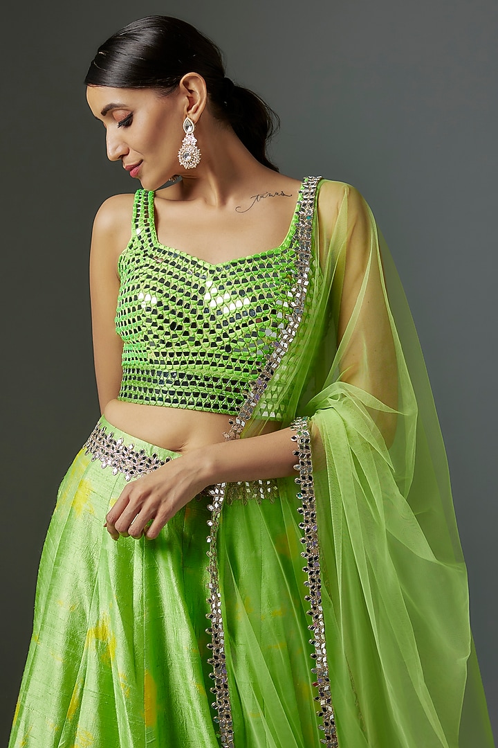 Green Raw Silk Tie-Dye Bridal Lehenga Set by Akanksha Gajria at Pernia's Pop Up Shop