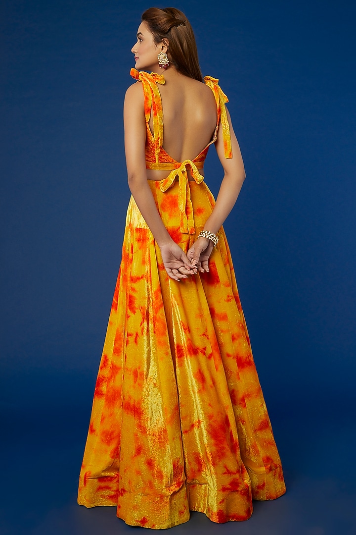Yellow Tie-Dyed Wedding Lehenga Set by Akanksha Gajria at Pernia's Pop Up Shop