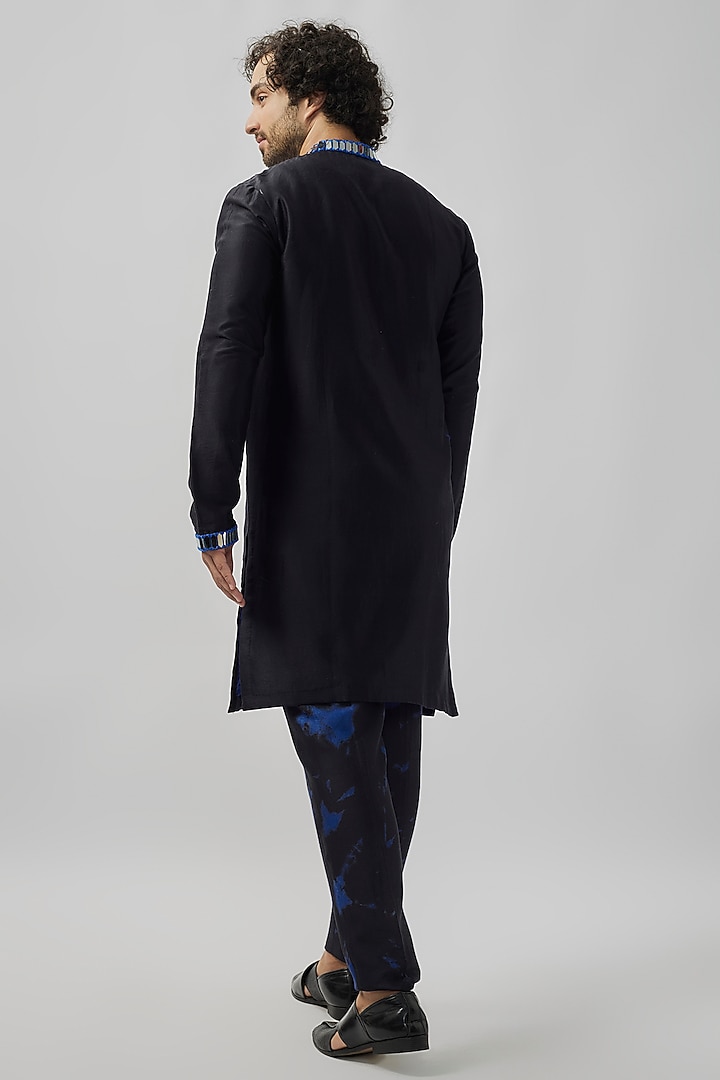Black Raw Silk Mirror Work Kurta Set by Akanksha Gajria Men at Pernia's Pop Up Shop