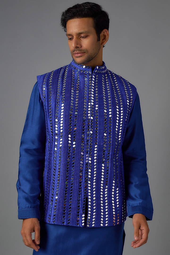 Navy Blue Raw Silk Mirror Embridered Bundi Jacket Set by Akanksha Gajria Men at Pernia's Pop Up Shop