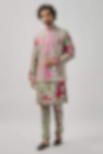 Mint Green & Pink Raw Silk Mirror Work Tie-Dye Bundi Jacket Set by Akanksha Gajria Men at Pernia's Pop Up Shop