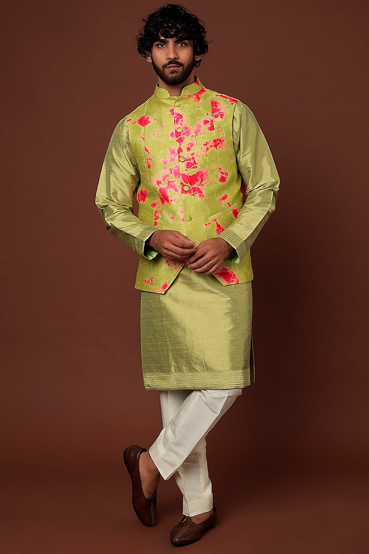 Green Raw Silk Kurta Set With Bundi Jacket by Akanksha Gajria Men