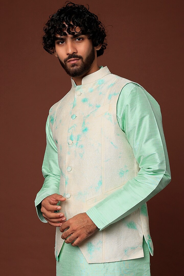 Mint Raw Silk Kurta Set With Bundi Jacket by Akanksha Gajria Men at Pernia's Pop Up Shop