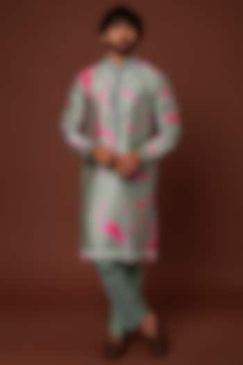 Grey & Pink Tie-Dye Kurta Set by Akanksha Gajria Men