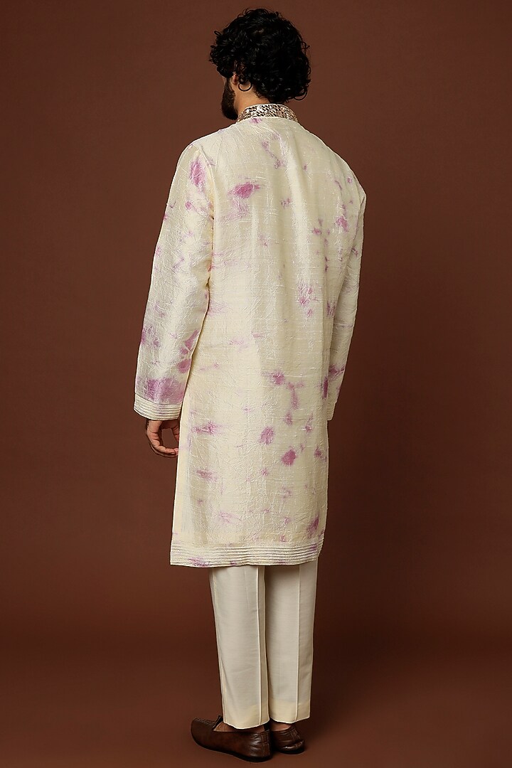 Ivory & Lilac Raw Silk Printed & Mirror Embroidered Kurta Set by Akanksha Gajria Men at Pernia's Pop Up Shop