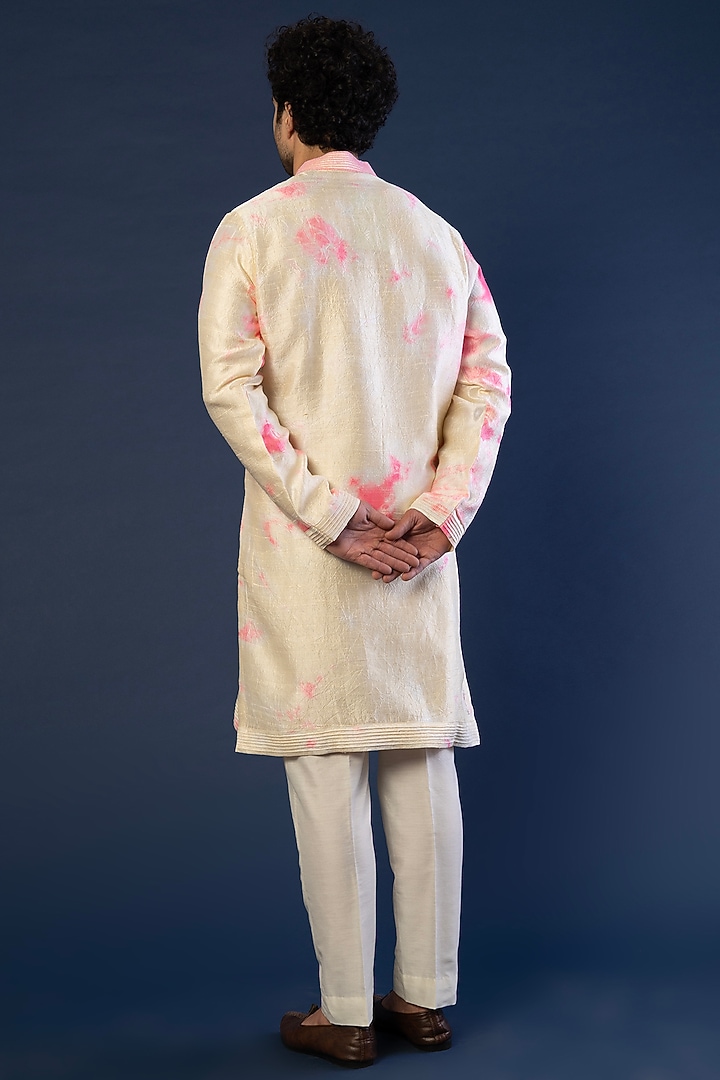 Ivory & Pink Raw Silk Printed & Mirror by Akanksha Gajria Men at Pernia's Pop Up Shop