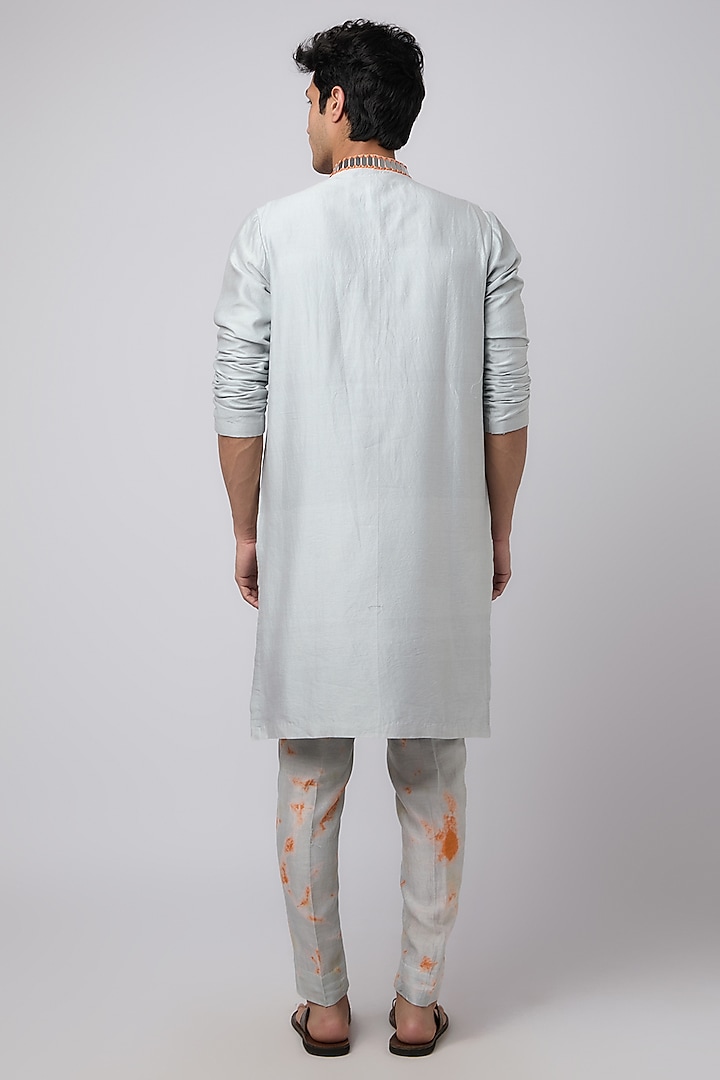 Grey Silk Mirror Embroidered Kurta Set by Akanksha Gajria Men at Pernia's Pop Up Shop