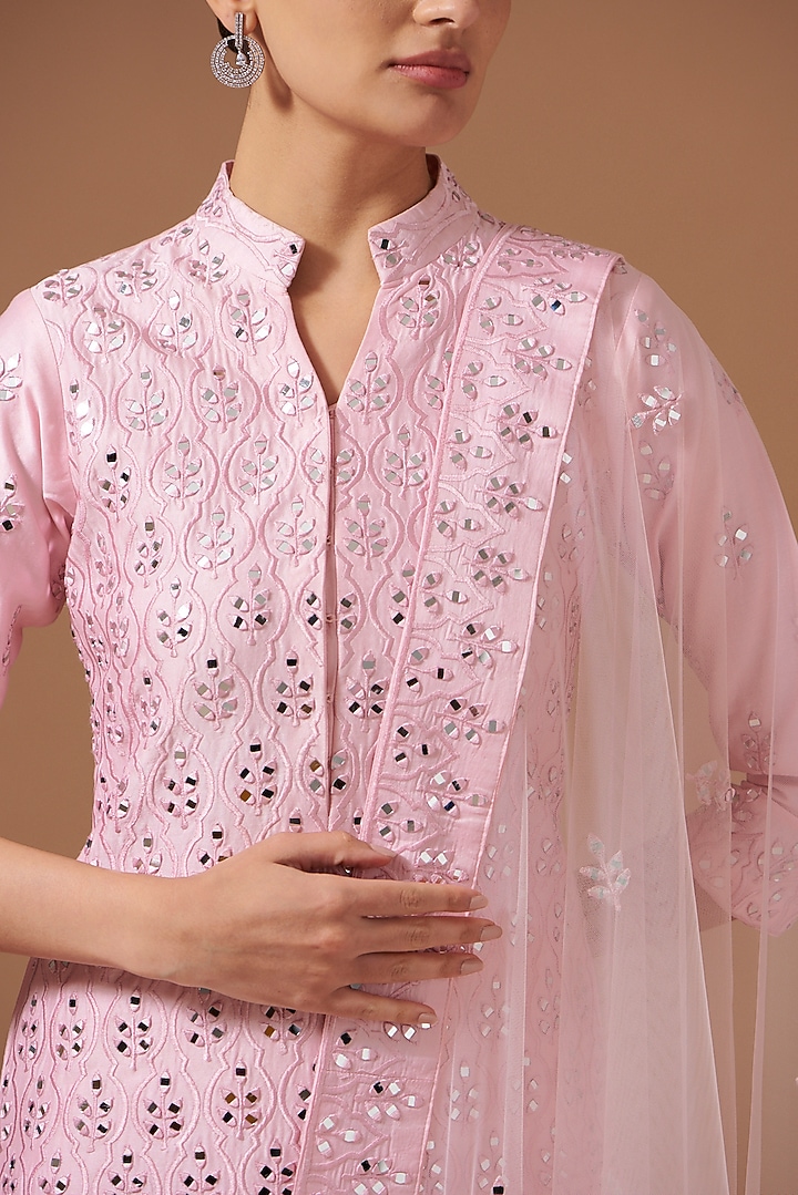 Pink Chanderi Embroidered Kurta Set by AKSHAT JAIN at Pernia's Pop Up Shop